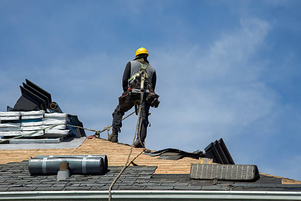 Professional Gutter Installation technician working in Gobles, MI